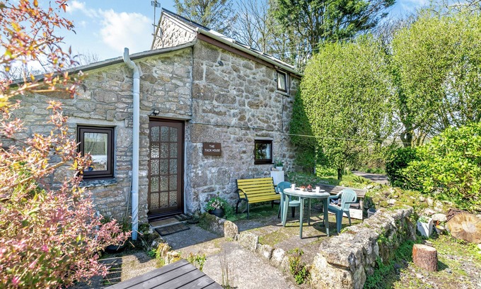 Penzance Cottage | 1 bedroom accommodation in Grumbla, Sancreed, near Penzance