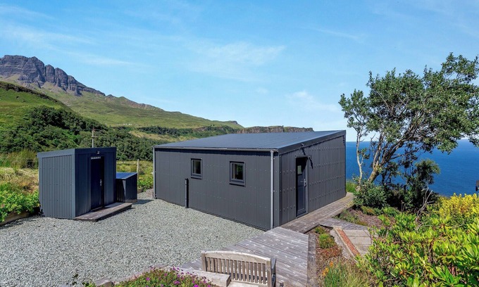 Portree Cottage | 1 bedroom accommodation in Storr Lochs, near Portree