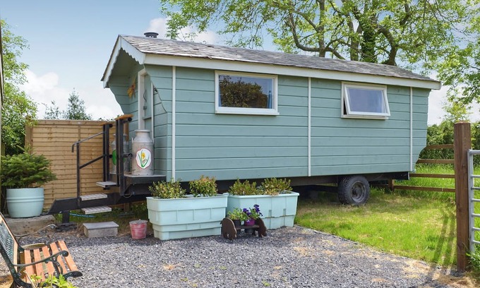 Wedmore Cottage | 1 bedroom accommodation in Wedmore, near Cheddar