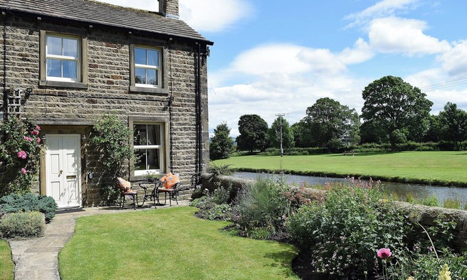 Eshton Cottage | 1 bedroom accommodation in Gargrave, near Skipton