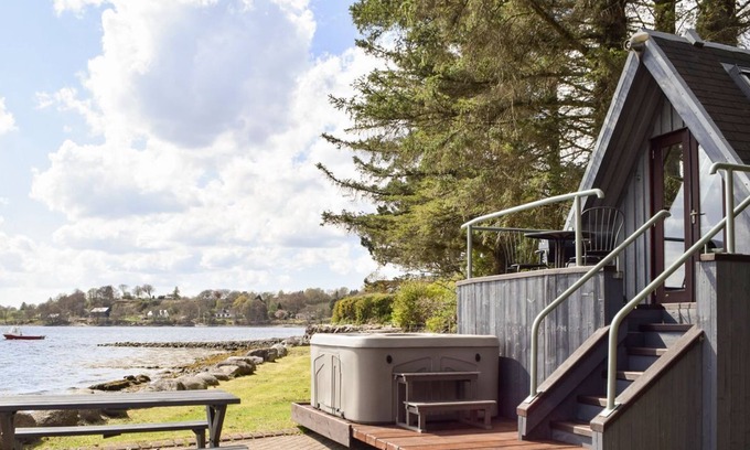 Benderloch Cottage | 1 bedroom accommodation in Oban
