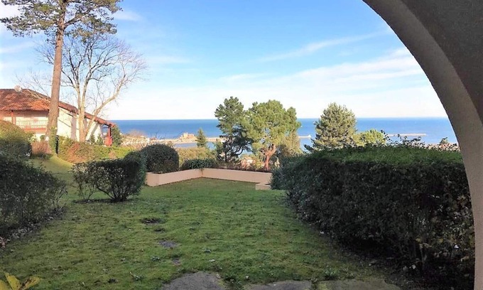 Ciboure Apartment | 1 Bedroom Apartment In Ciboure