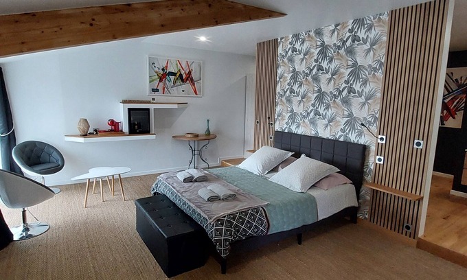 Salerm Bed & Breakfast | 1 Bedroom Bed & breakfast in Saint-Frajou