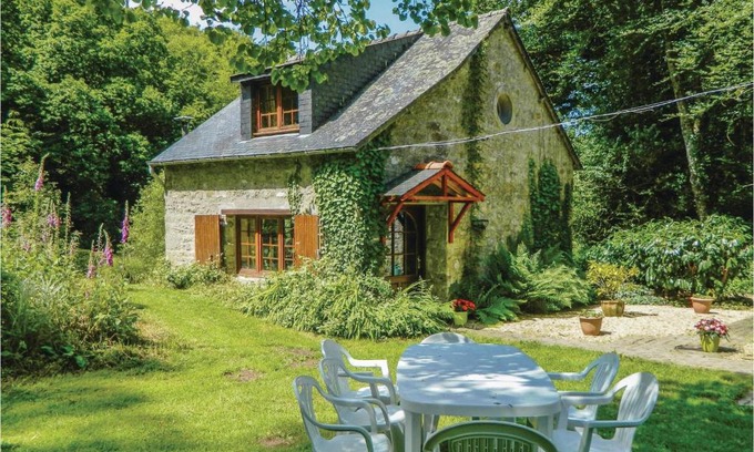 Guern House | 1 Bedroom Stunning Home In Guern