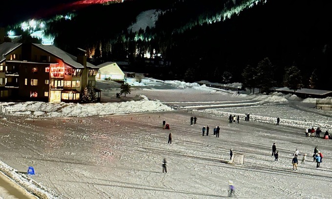 Lakeside Village Condo | 1 BR 2 Bath Condo - sleeps up to 6 - 180º Lake, Mtn & Ski Slope Views