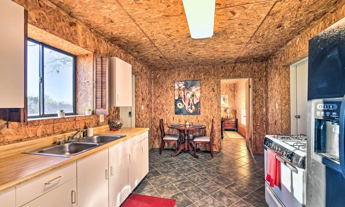 Temple Cottage | 1 Mi to Belton Lake: Peaceful Temple Escape!