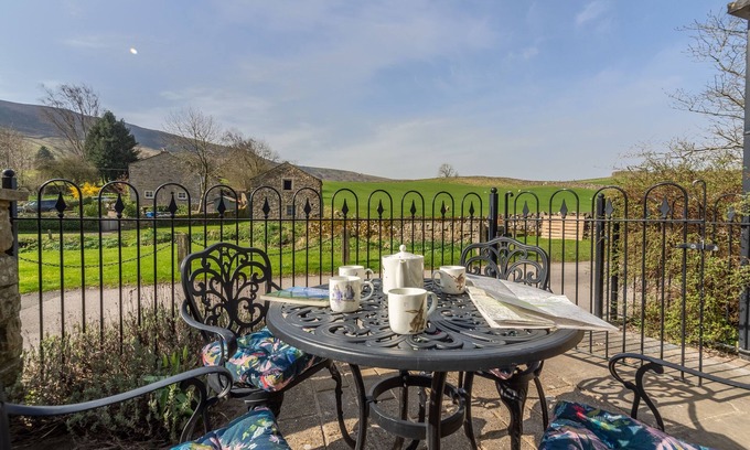 Burnsall Apartment | 1 Riverside Cottage, Burnsall, Yorkshire Dales