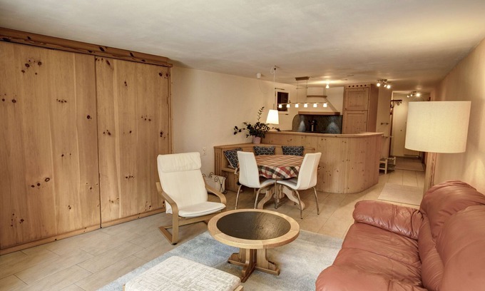 Silvaplana Apartment | 1-room flat with garden view on the 3rd floor