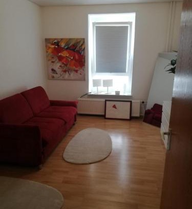 Ravensberg - Brunswik - Dusternbrook Apartment | 1 Zi Whg chic möbliert neben der Universität zu Kiel, 2 Fußminuten zur Ostsee,Uniklinik,Seebäder mit eigenem Parkplatz