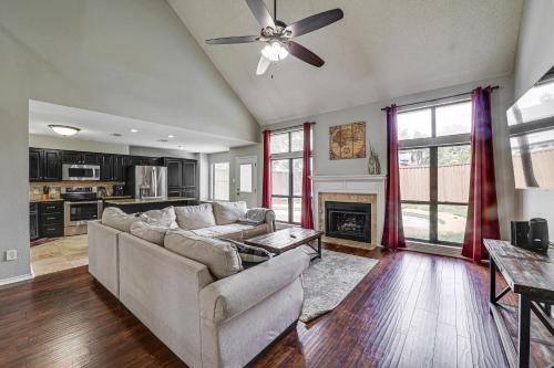 North Central Carrollton House | 10 Mi to Lake Lewisville Carrollton Home with Pool