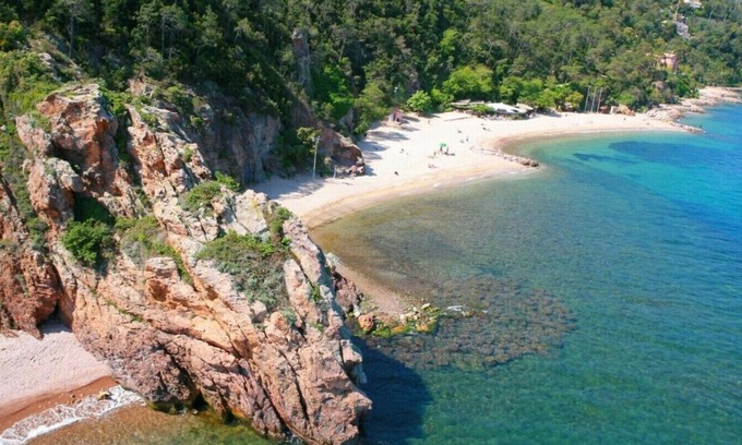 Saint-Jean Apartment | 10 min from Cannes, beaches, superb air-conditioned apartment, terrace with view