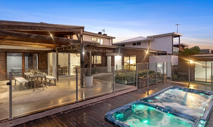 Port Fairy House | 10 Ocean Drive - one of those properties that will have you never wanting to leave