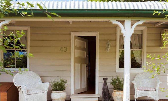 Blackheath House | 100 m² House ∙ 3 bedrooms ∙ 6 guests