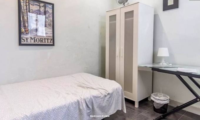 Eixample Resort | 100 m² Private room ∙ 1 bedroom ∙ 1 guest