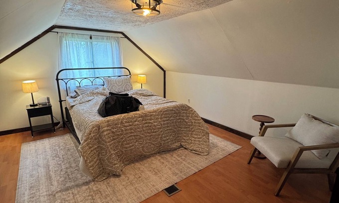 Walton House | 1000 Acre Retreat