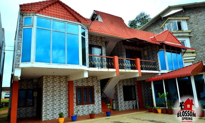 Ooty Resort | 1000 m² Resort ∙ 2 bedrooms ∙ 5 guests