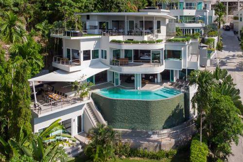 Cherngtalay Villa | 1000 m² Villa ∙ 9 bedrooms ∙ 22 guests