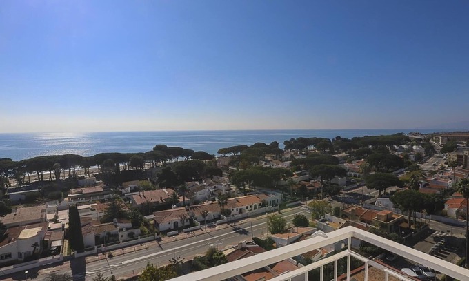 Vilafortuny Apartment | 106-LA TORRE DELUXE: LUXURY APARTMENT WITH THE BEST VIEWS OF CAMBRILS