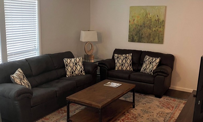 Daphne Condo | 1085 Cozy 1 Bedroom Condo on Mobile Bay