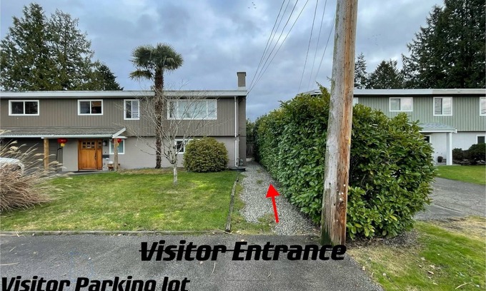 Delta House | 10min to Ferry.30 mins to airport. Family sized separate entrance.Pets-friendly.