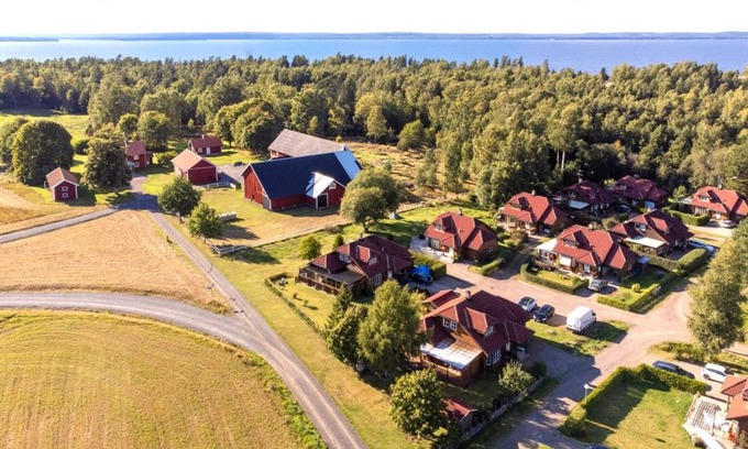 Motala House | 110 m² House ∙ 2 bedrooms ∙ 4 guests