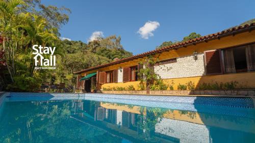 Petropolis House | 111D-Imperial City Mansion-Pool-Academy
