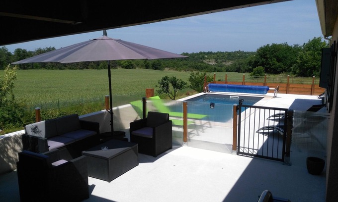 Labastide-Marnhac House | 115 m2 private villa with view and private heated pool