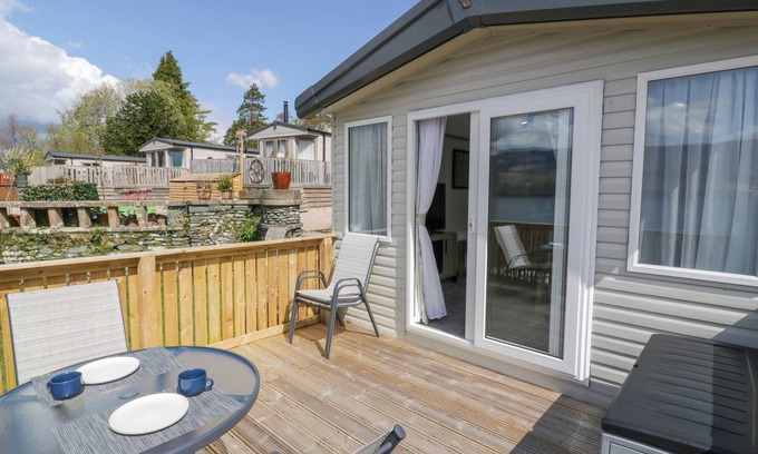 Cove Cottage | 11A Mansion View