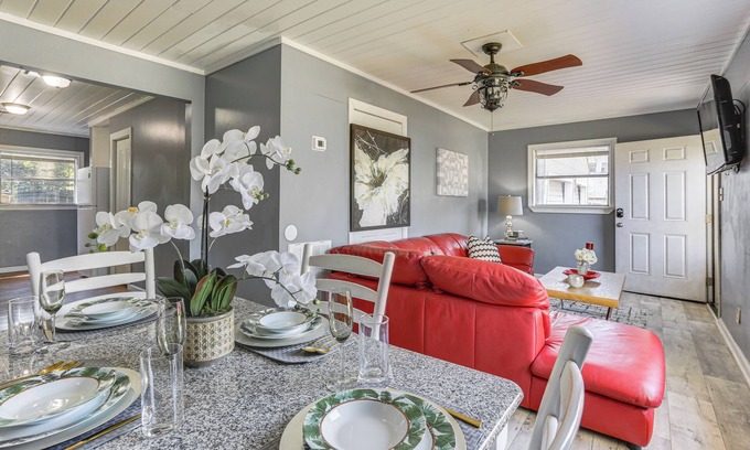 Lakeview Jefferson County Apartment | 12 Mi to Lake Access: Port Arthur Apt w/Yard