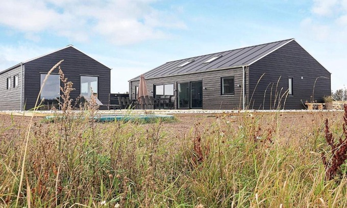 Grønhøj House | 12 person holiday home in Løkken-By Traum