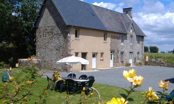 St-Denis-le-Vetu Cottage | 120 m² Cabin ∙ 3 bedrooms ∙ 6 guests