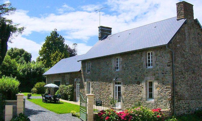 Servigny House | 120 m² Gîte ∙ 3 bedrooms ∙ 6 guests