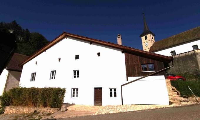 Saint-Brais Apartment | 128 m² Apartment ∙ 3 bedrooms ∙ 8 guests