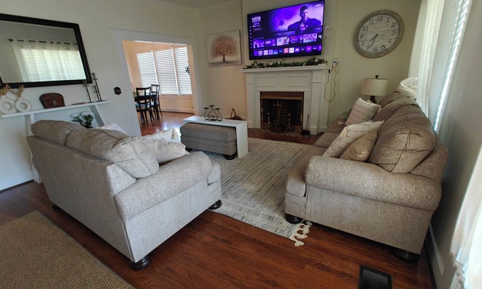 Albertville House | 13. King bed, sleeps 22, historic 5-bedroom house in Albertville with WiFi, AC
