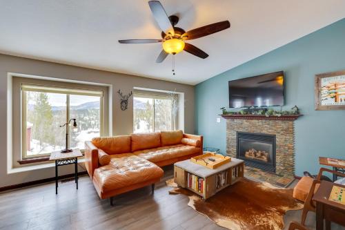 Grand View Highlands House | 13 Mi to Winter Park Mtn-View Granby Cabin