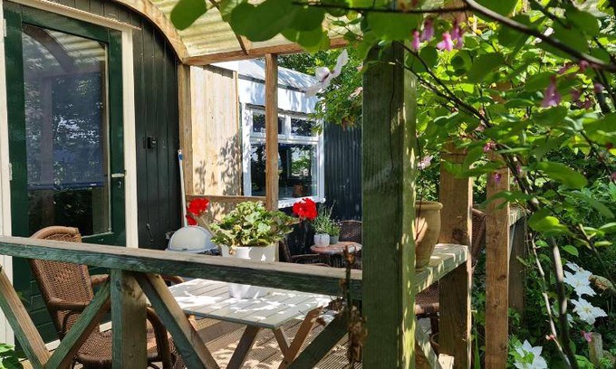 Municipality of Hellevoetsluis Resort | 14 m² Resort ∙ 1 bedroom ∙ 2 guests