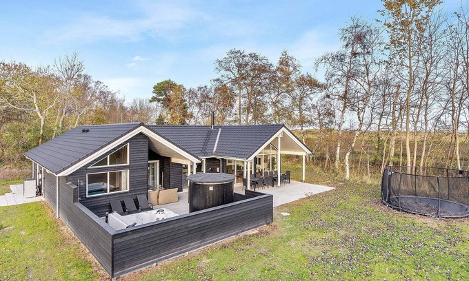 Bøtø By House | 14 person holiday home in Væggerløse