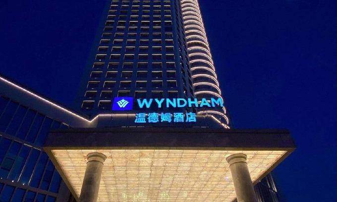 Panlong Hotel | 142 m² Hotel ∙ 127 guests