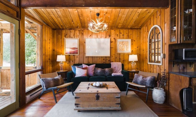 Sardis Apartment | 14acre Lake Property- Venue+BnB