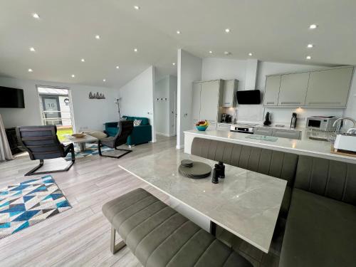 Westleigh House | 15 Golden Bay Holiday Village - Coastal Retreat with Breathtaking Views