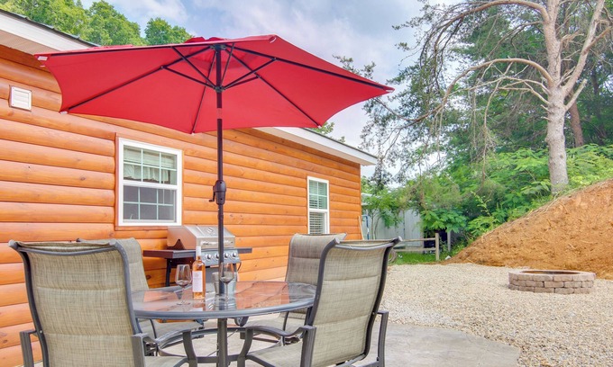 Newport Cabin | 15 Mi to Pigeon River Rafting: Newly Built Cabin!