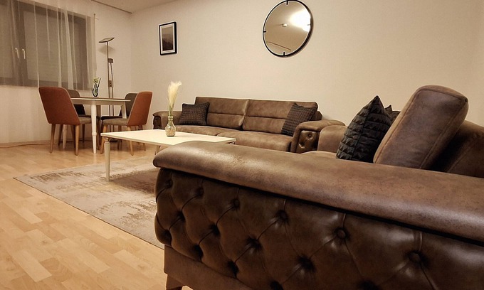 Herzogenrath Apartment | 15 min. from CHIO-Aachen. Lovingly furnished apartment with balcony.