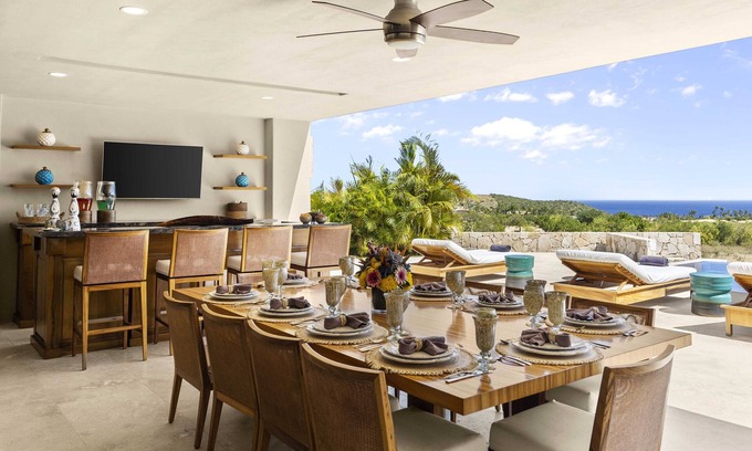 San Jose del Cabo House | ¡15% OFF! Luxury Home at Palmilla Golf Course Community, w/Chef & Butler