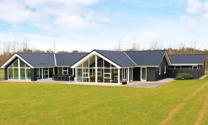 Sundstrup House | 15 person holiday home in Højslev