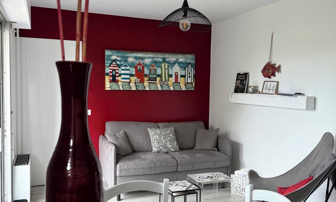Houlgate Condo | 150 m from the beautiful beach, 2 rooms 4 persons, large balcony, Wi-Fi