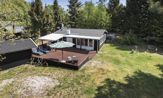 Oster Somarken House | 1555 Aakirkeby - Ædjavejen 14