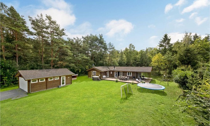 Øksenmølle House | 159 m² House ∙ 4 bedrooms ∙ 8 guests
