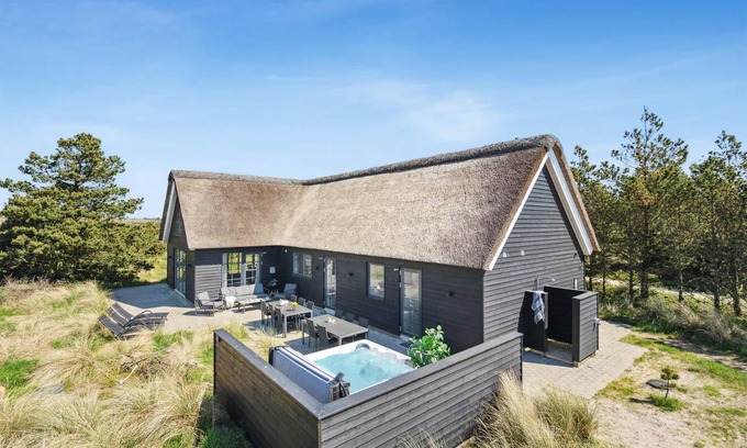 Henne Strand House | 159 m² House ∙ 5 bedrooms ∙ 14 guests