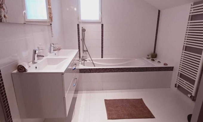 Fontanil-Cornillon Villa | 15mn Grenoble vue Vercors Wifi Gratuit-6 Personnes