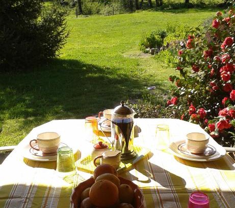 Saulgond Bed & Breakfast | 17 St Romain